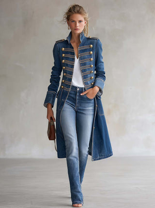 Victorine | Manteau long en jean style militaire à boutons dorés