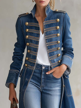 Victorine | Manteau long en jean style militaire à boutons dorés