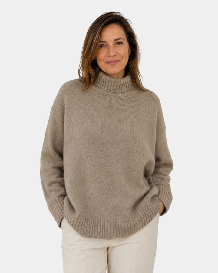 Aurore | Pull col roulé oversize en maille douce