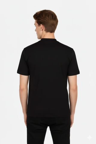 FITTED T-SHIRT