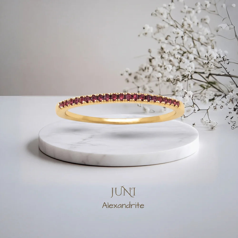 Live Birthstone Ring