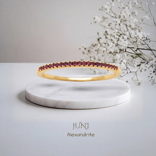 Live Birthstone Ring
