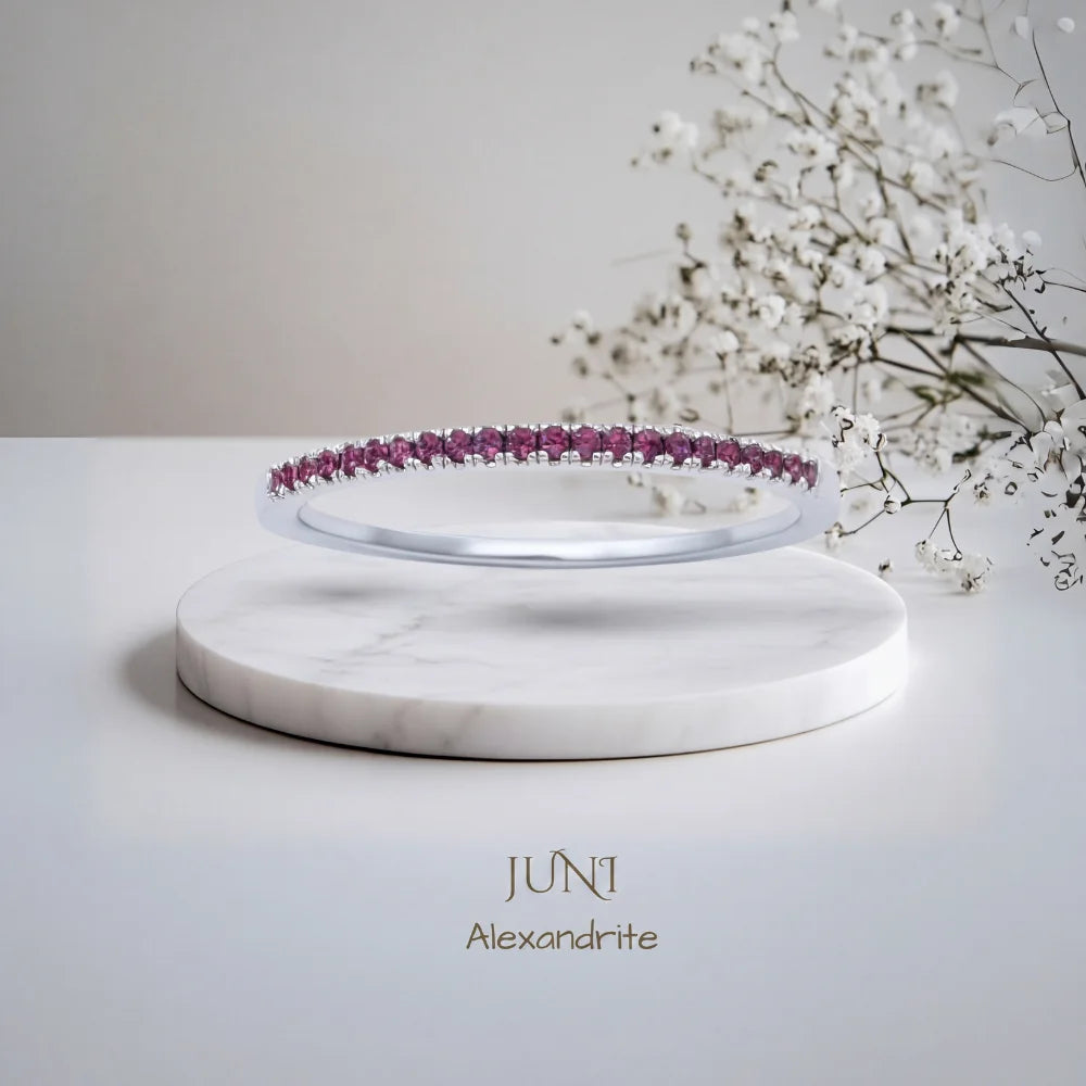 Live Birthstone Ring