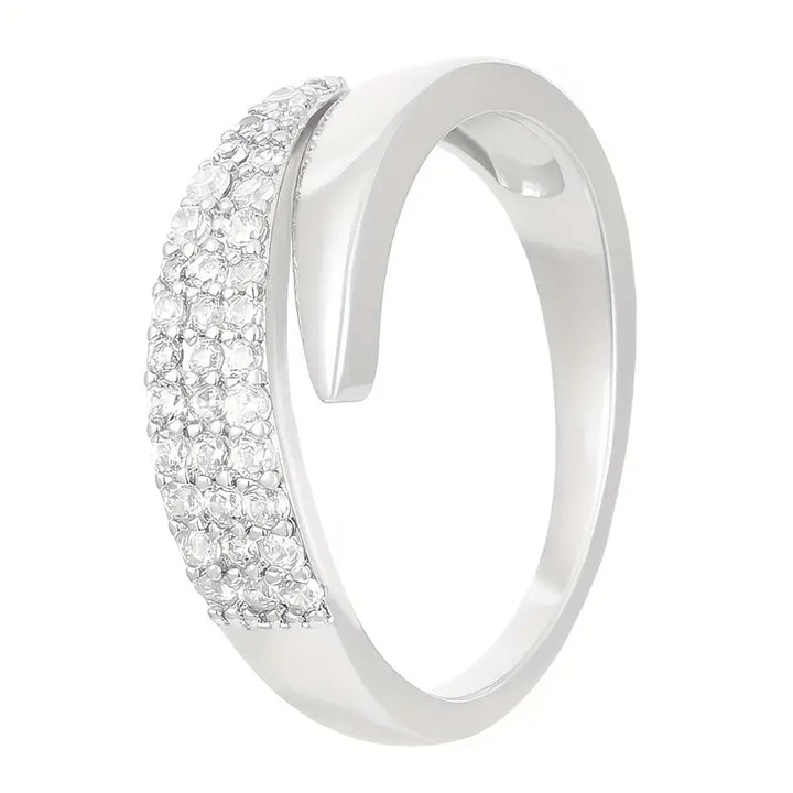 Justine | Bague élégante ornée de pierres scintillantes