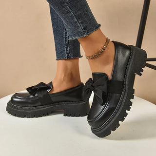 Valentina | Bow Moccasins