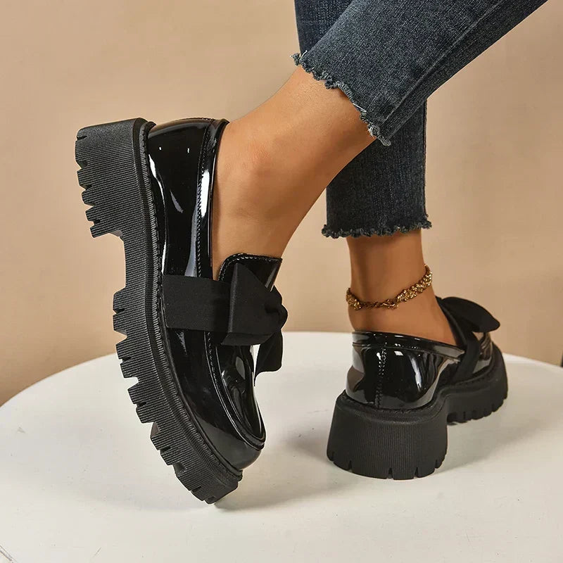 Valentina | Bow Moccasins