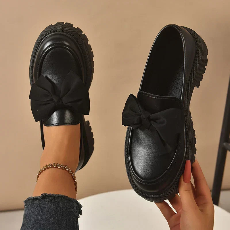 Valentina | Bow Moccasins