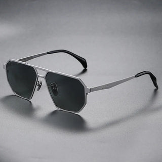 Konrad | Lunettes de soleil de précision en titane