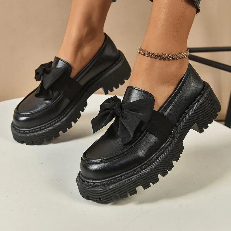 Valentina | Bow Moccasins