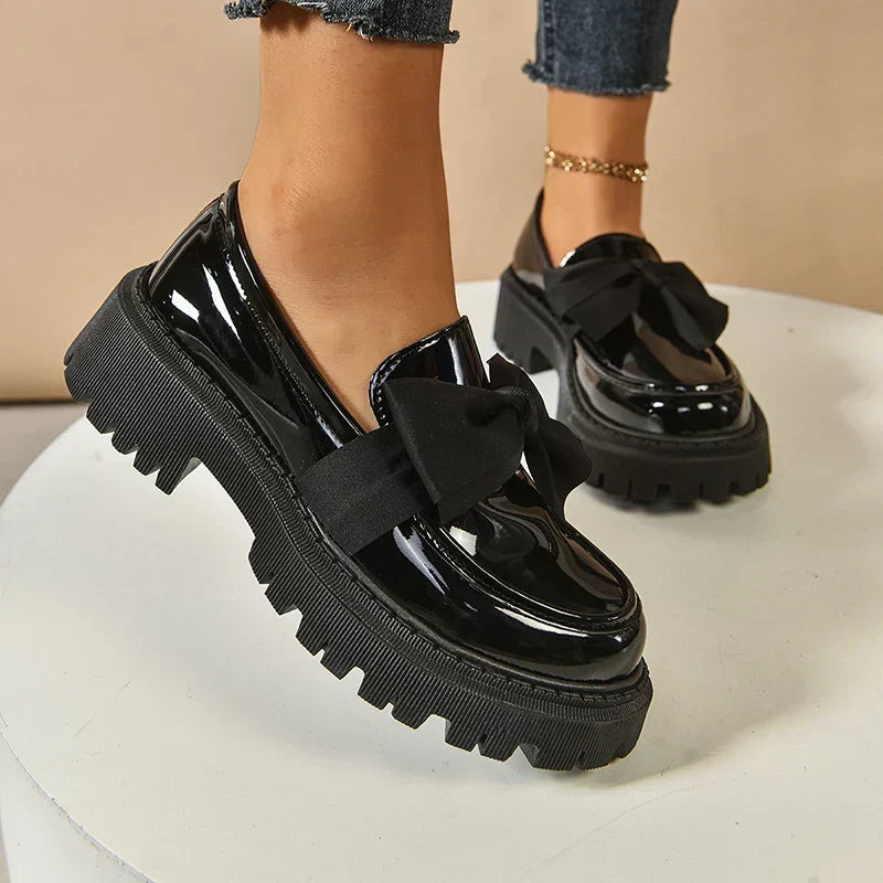 Valentina | Bow Moccasins