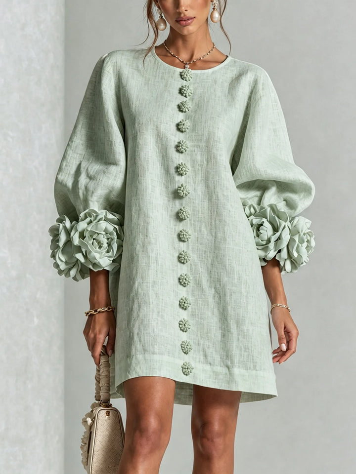 Valentine | Robe courte à boutons fleurs et manches volumineuses