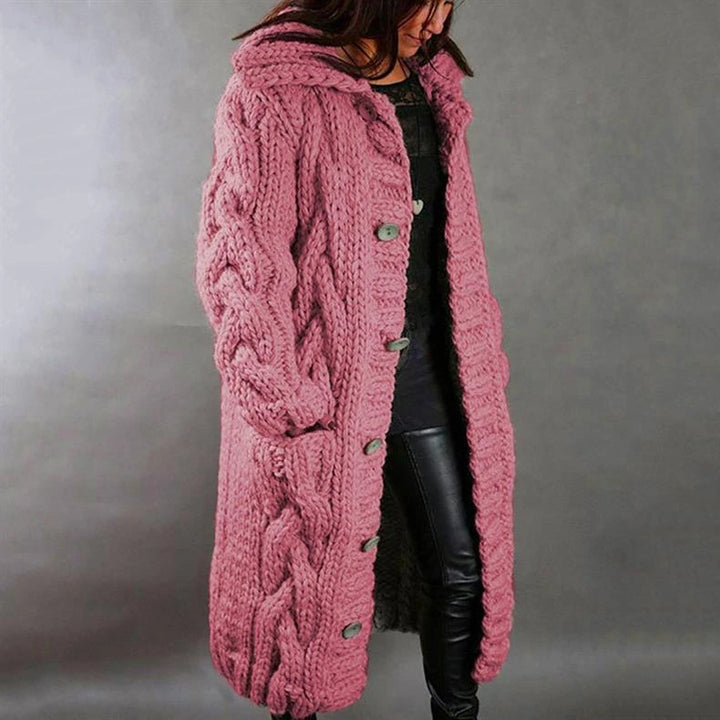 Hermine | Manteau long en grosse maille torsadée à capuche
