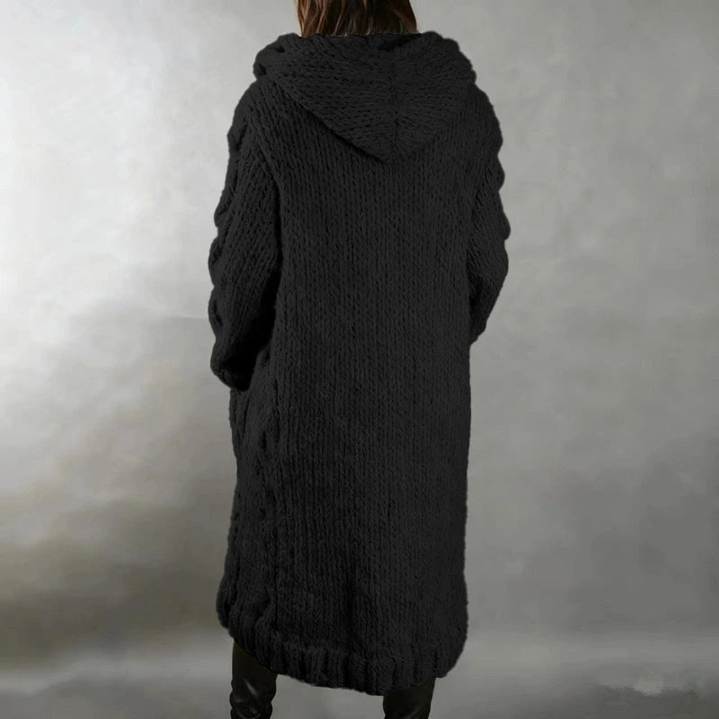 Hermine | Manteau long en grosse maille torsadée à capuche