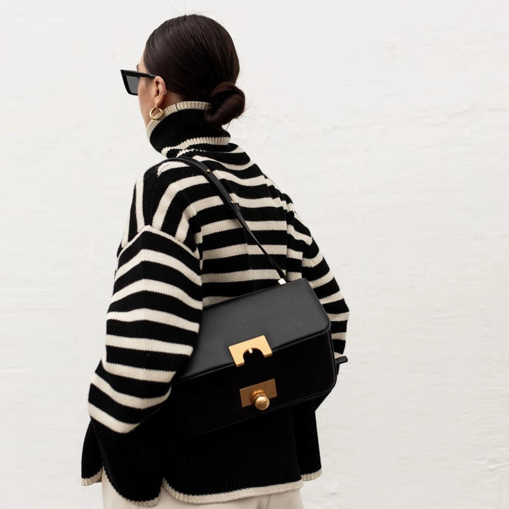 Prune | Pull oversize col montant à rayures