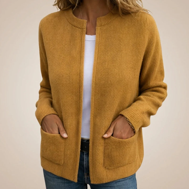 Blanche | Gilet zippé en maille douce