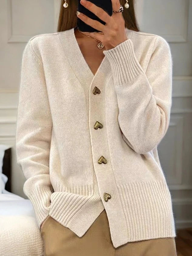 Cyrielle | Gilet en maille à boutons cœur