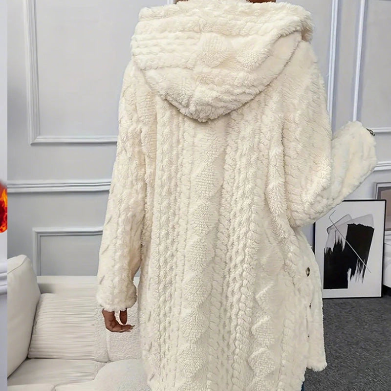 Évelyne | Veste longue à capuche boutonnée effet peluche