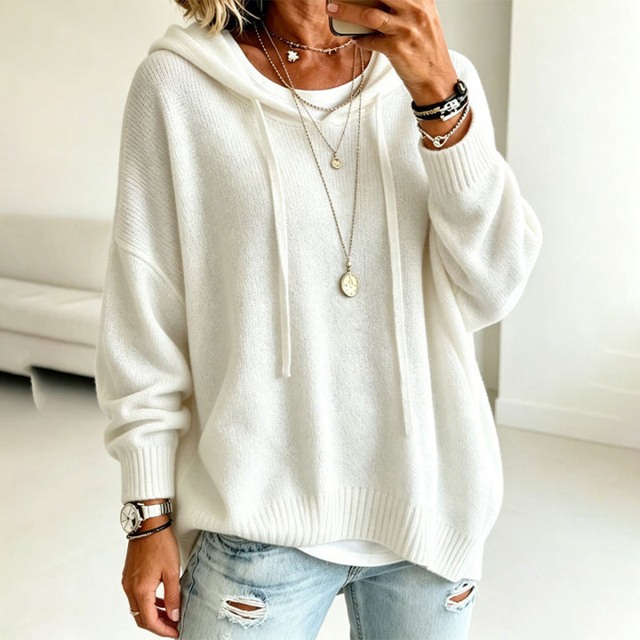 Romy | Pull à capuche en maille douce